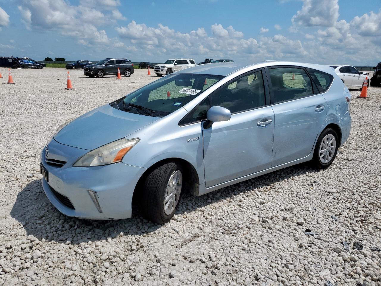 TOYOTA PRIUS V 2012