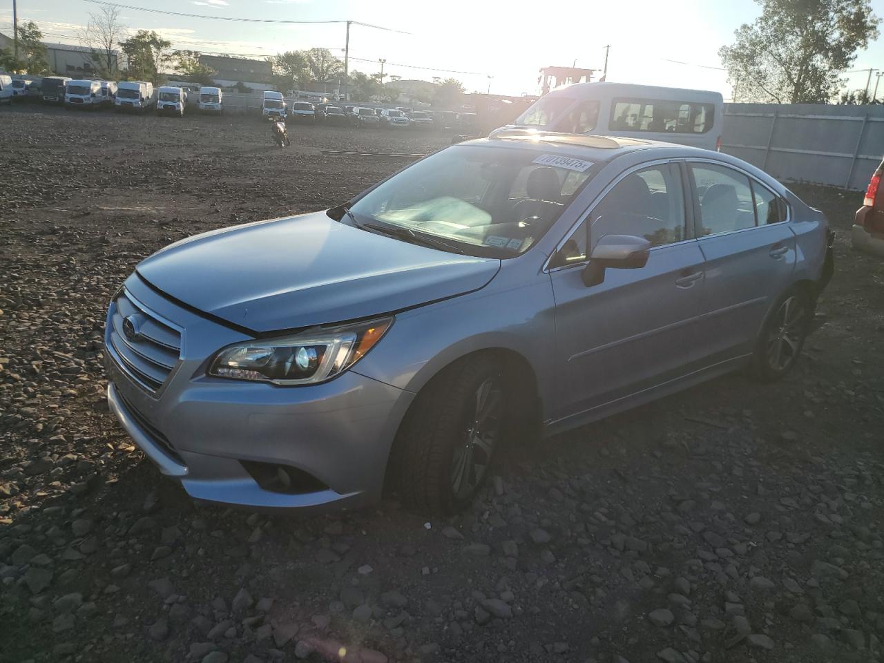 SUBARU LEGACY 2.5I LIMITED 2015