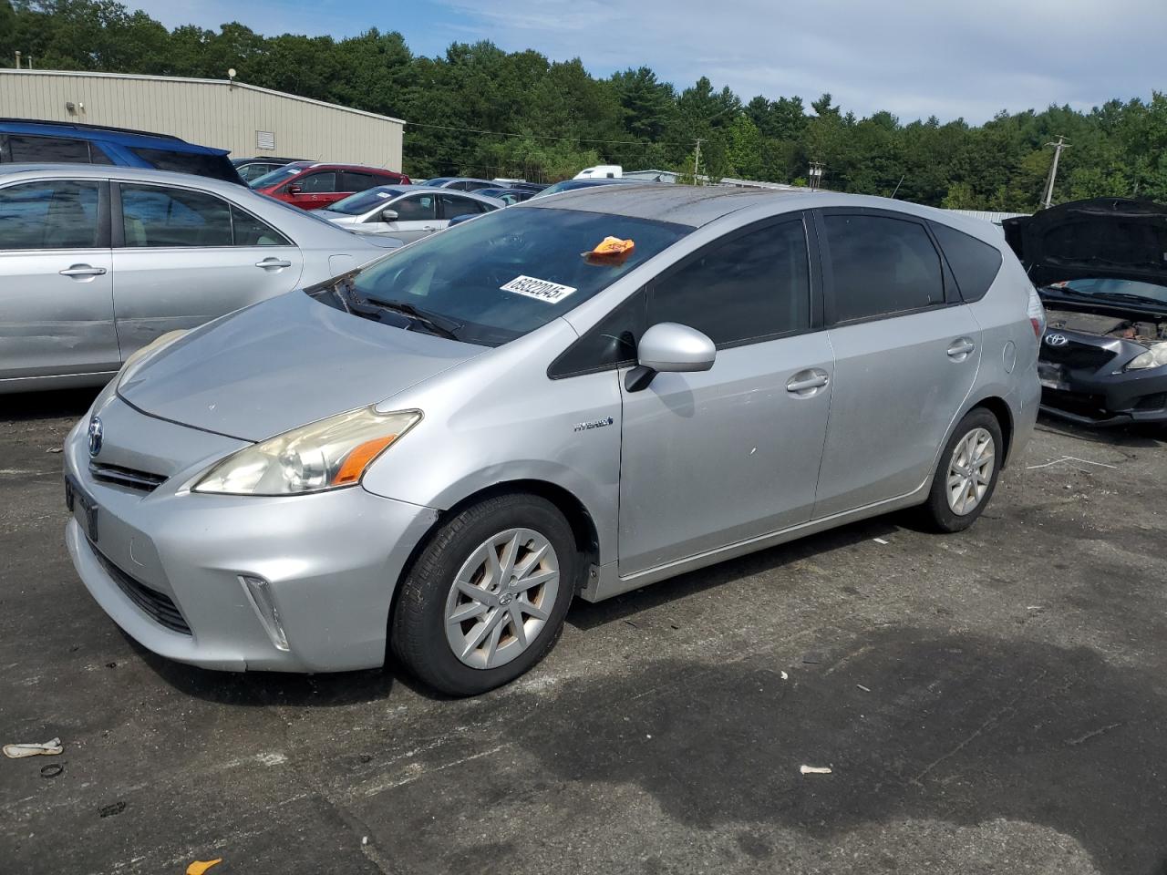 TOYOTA PRIUS V 2012