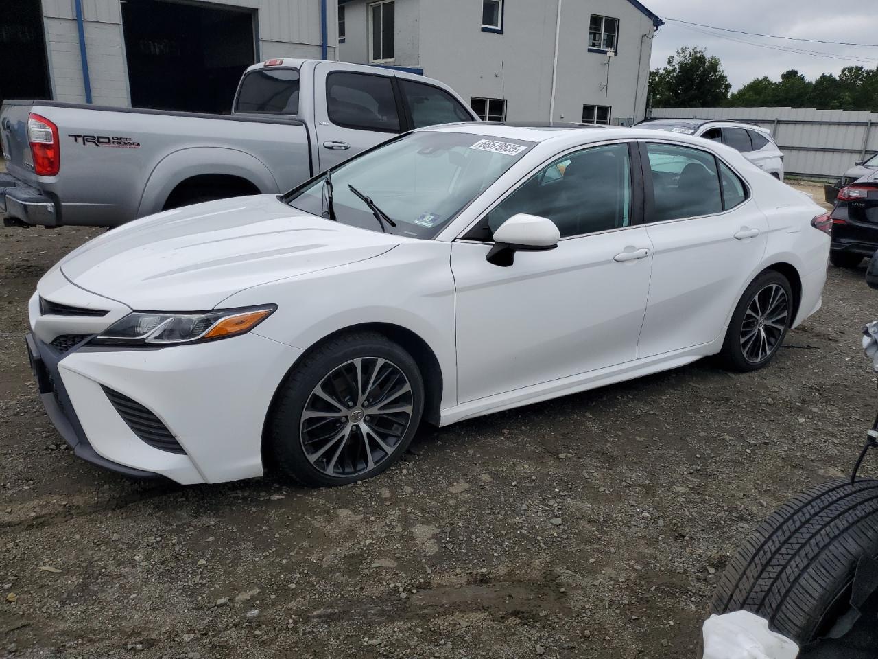 TOYOTA CAMRY L 2019