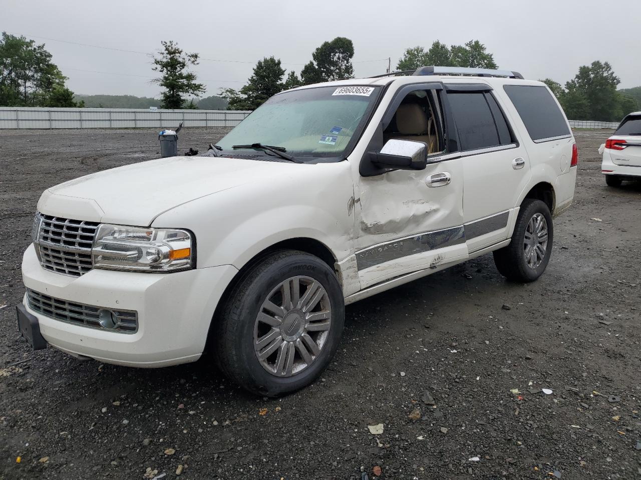 LINCOLN NAVIGATOR 2010