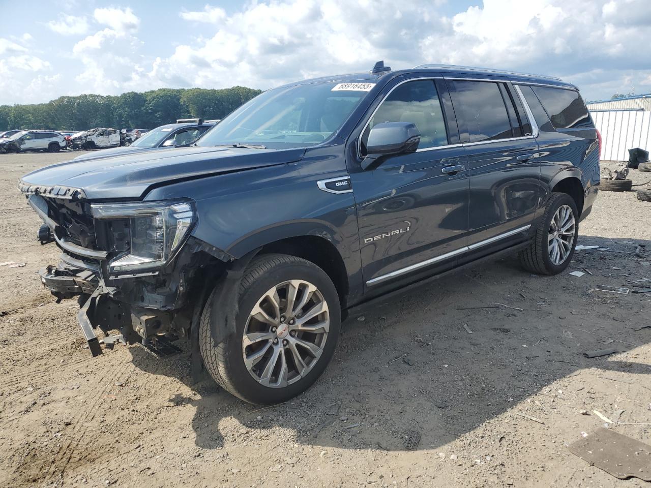 GMC YUKON XL D 2021