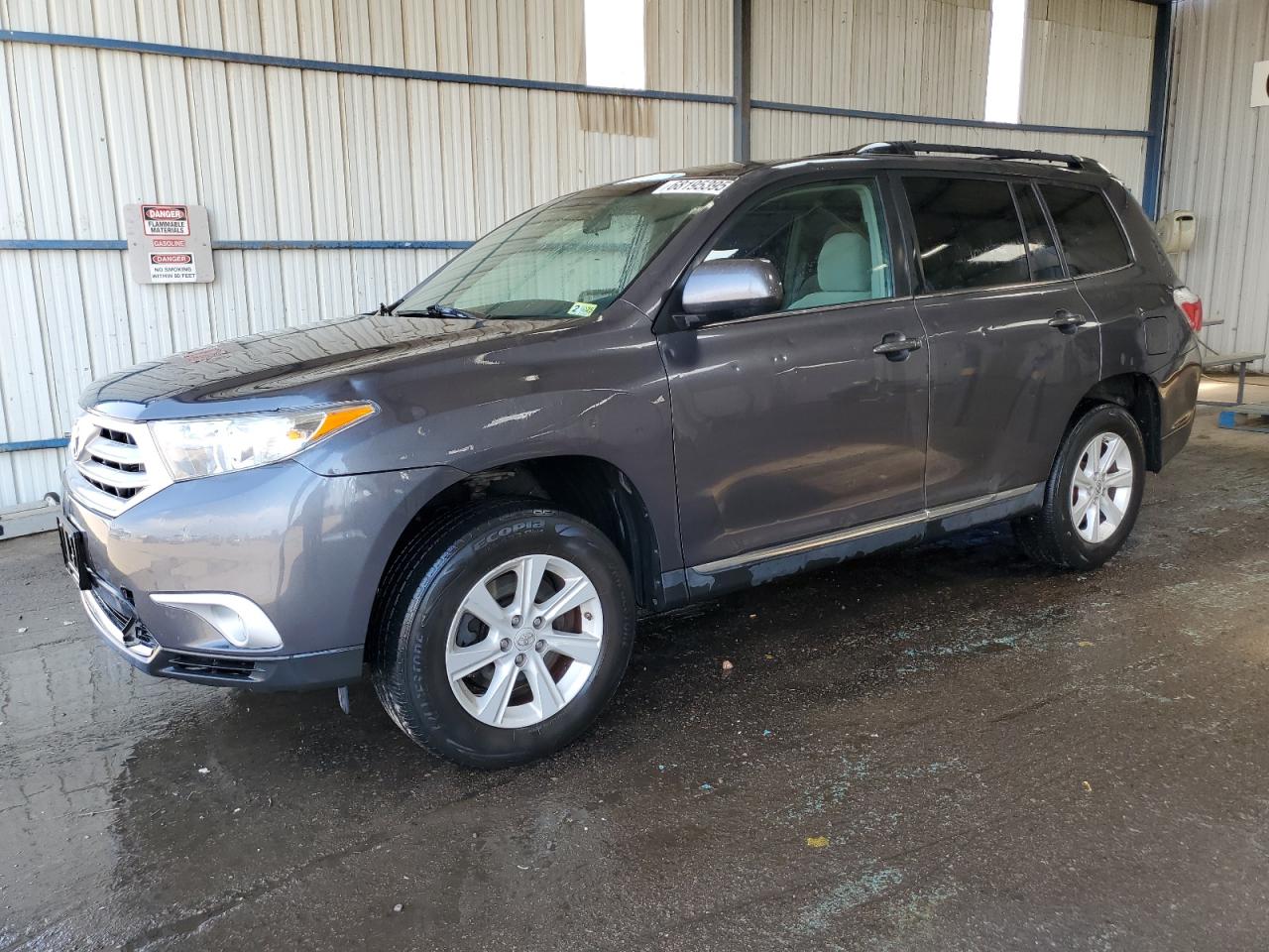 TOYOTA HIGHLANDER 2013