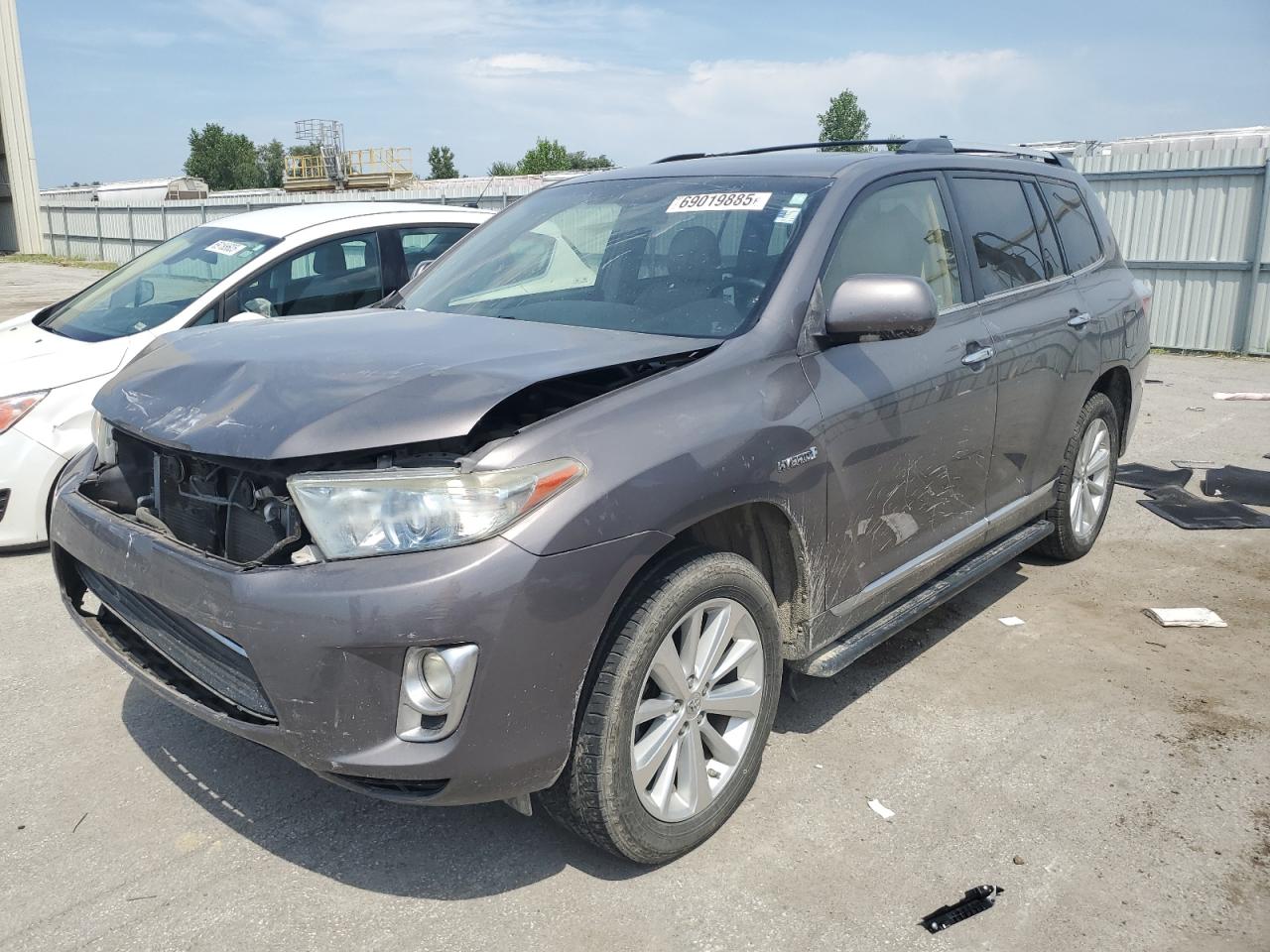 TOYOTA HIGHLANDER HYBRID LIMITED 2013