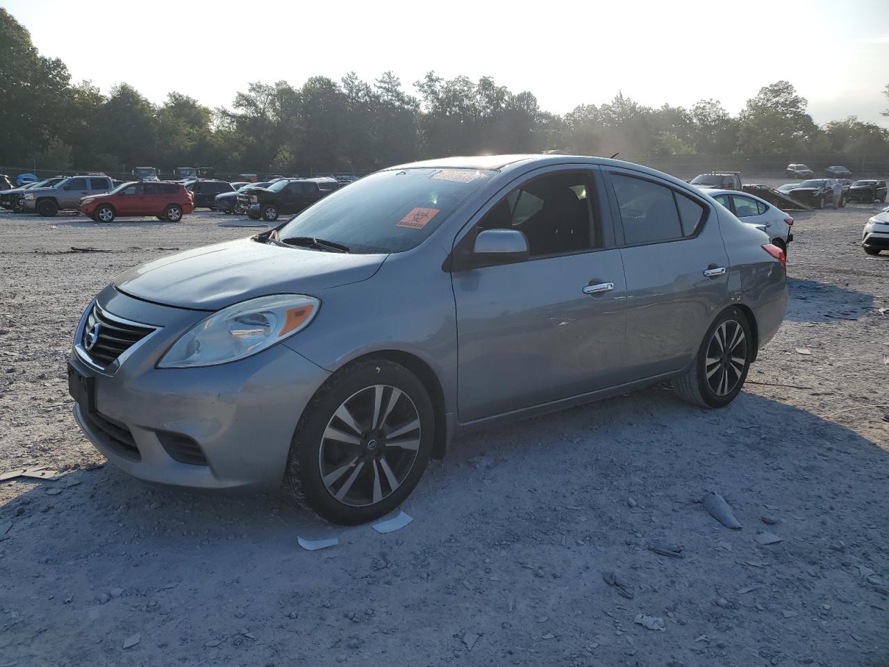NISSAN VERSA S 2014