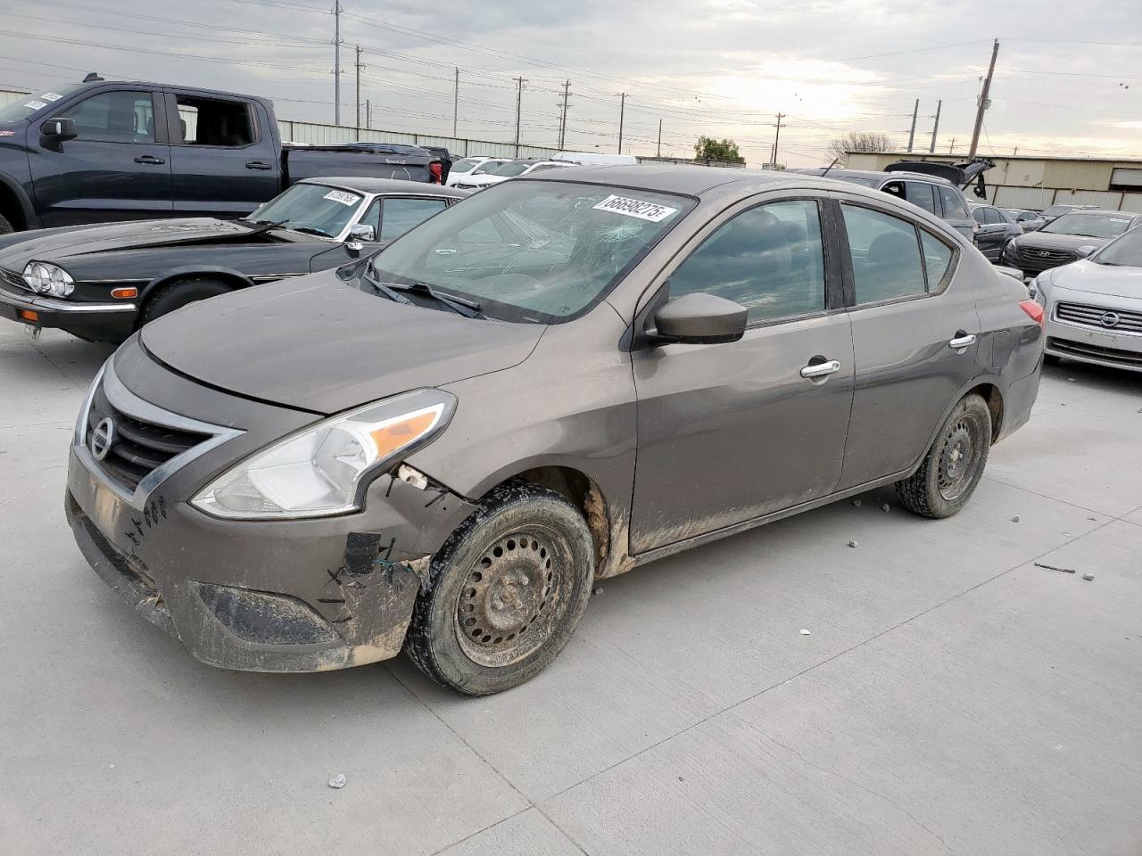 NISSAN VERSA S 2017