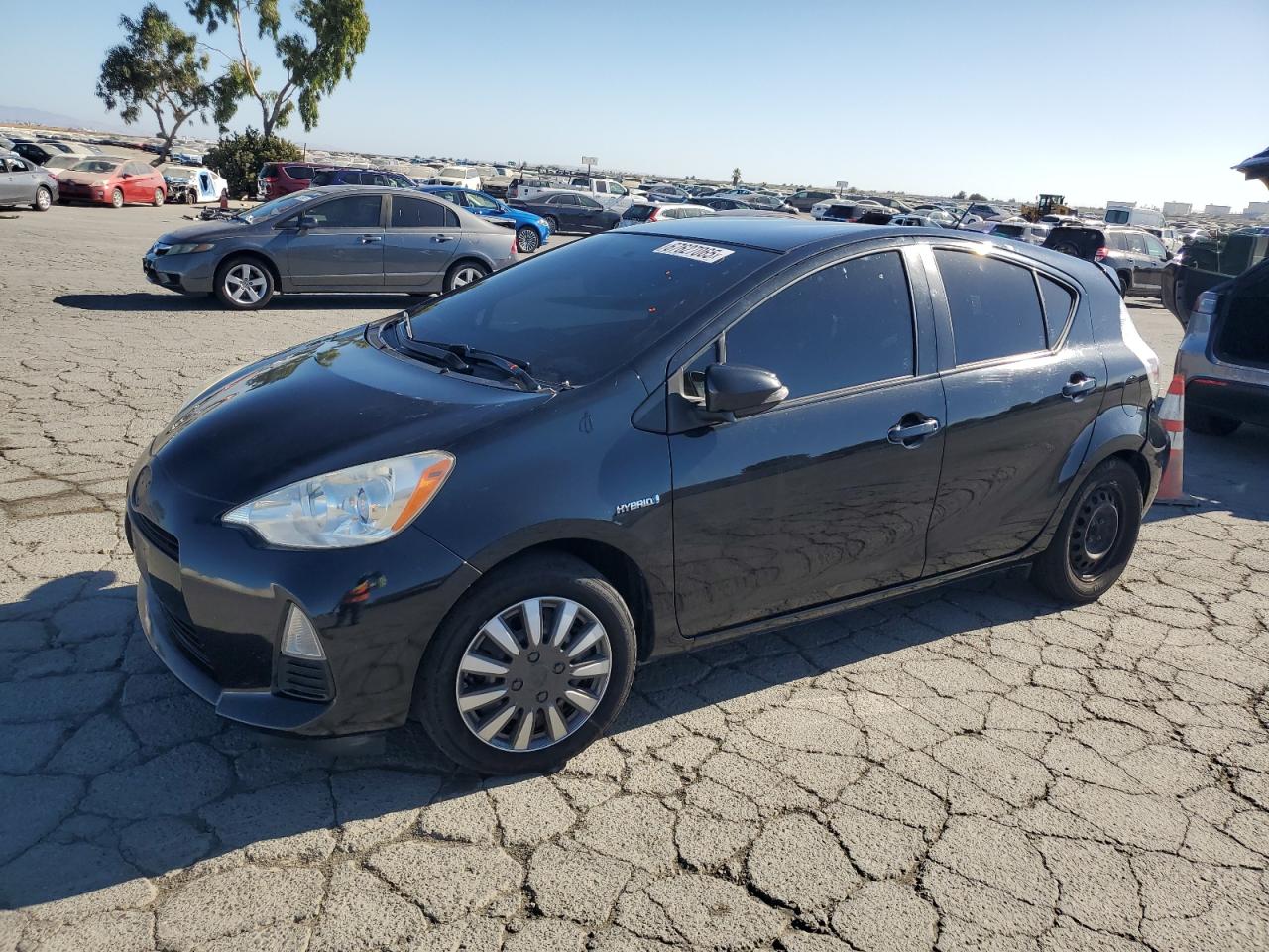 TOYOTA PRIUS C 2014
