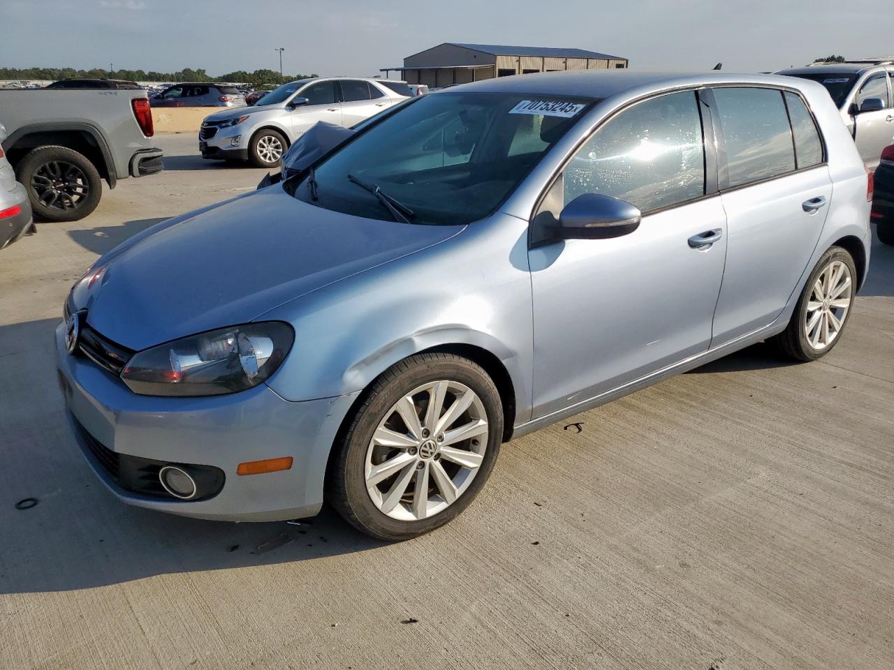 VOLKSWAGEN GOLF 2012