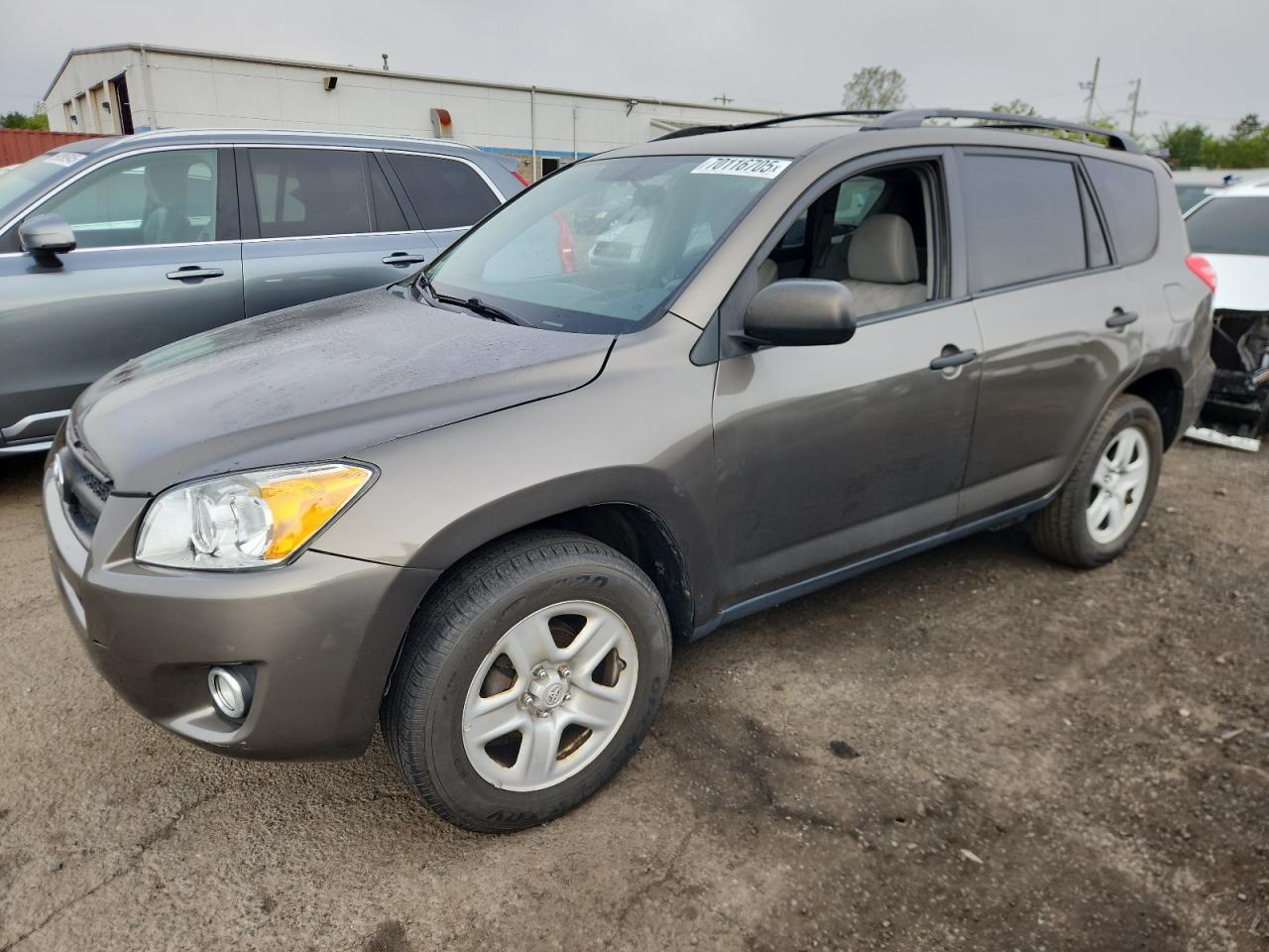 TOYOTA RAV4 2011