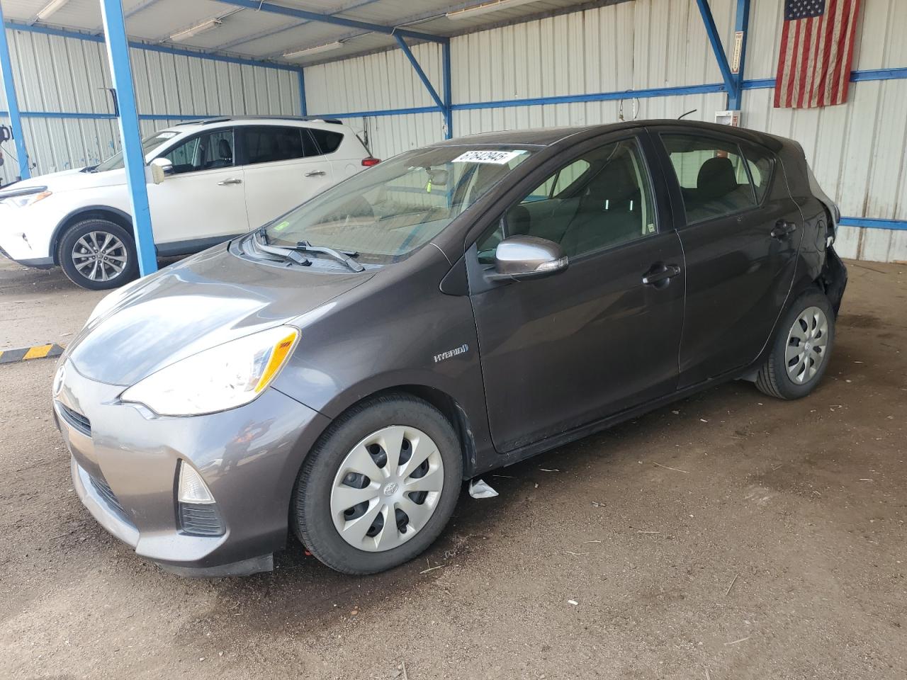 TOYOTA PRIUS C 2014