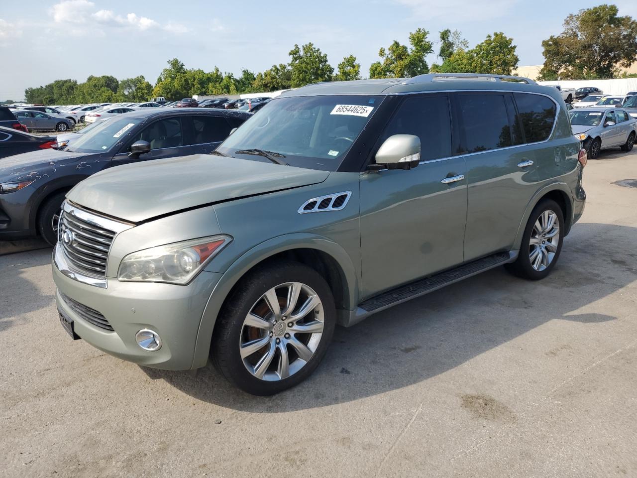 INFINITI QX56 2012