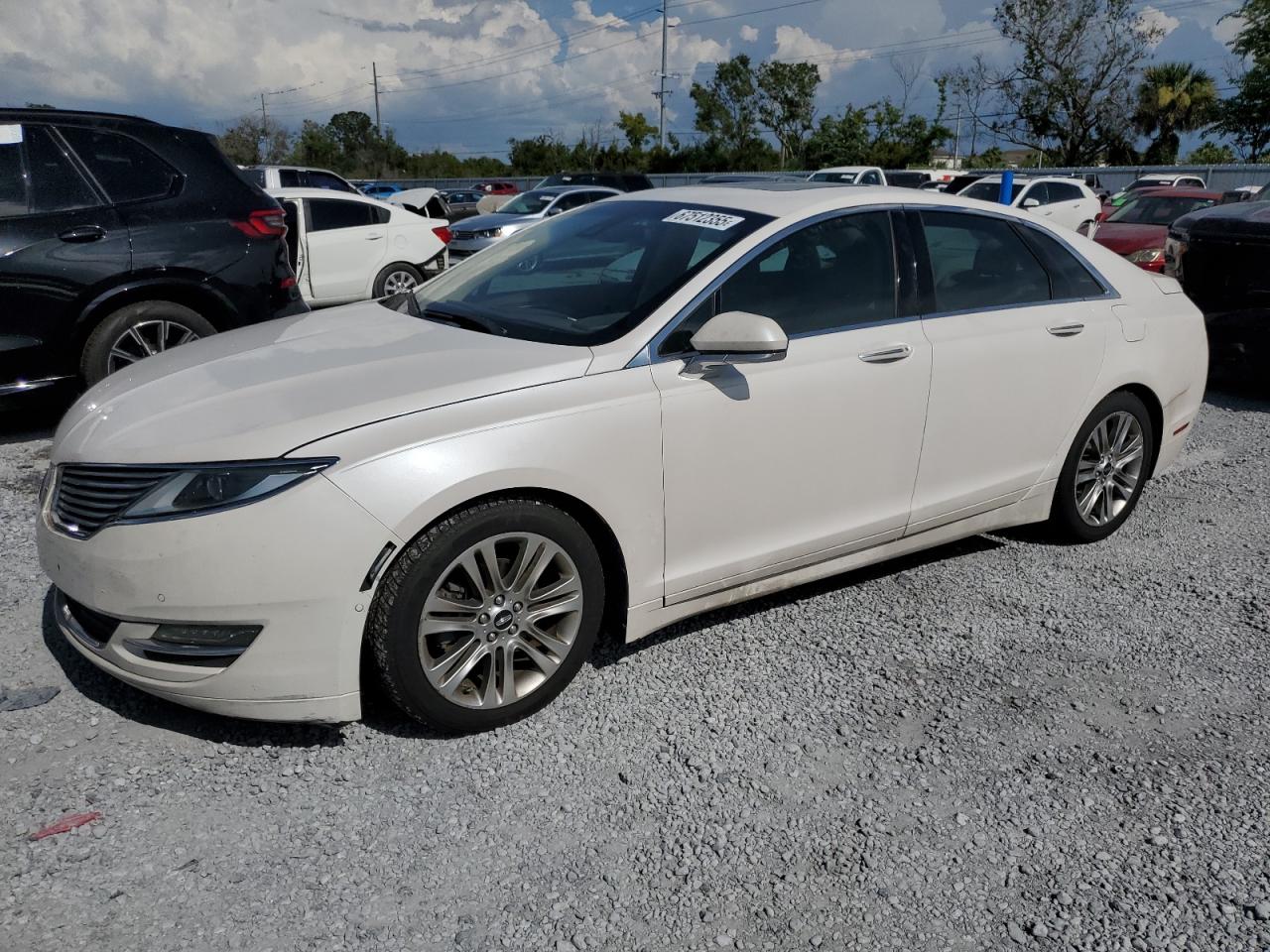 LINCOLN MKZ HYBRID 2013