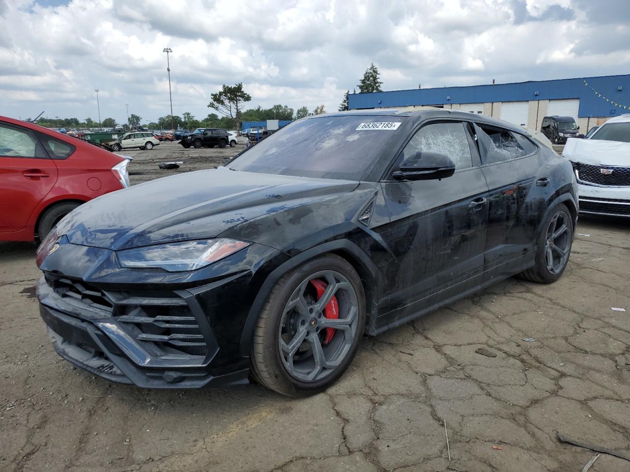 LAMBORGHINI URUS 2019