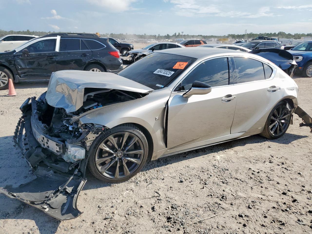 LEXUS IS 2021