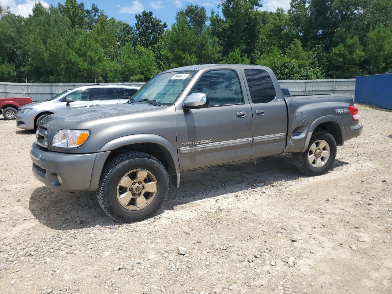 TOYOTA TUNDRA ACC 2003