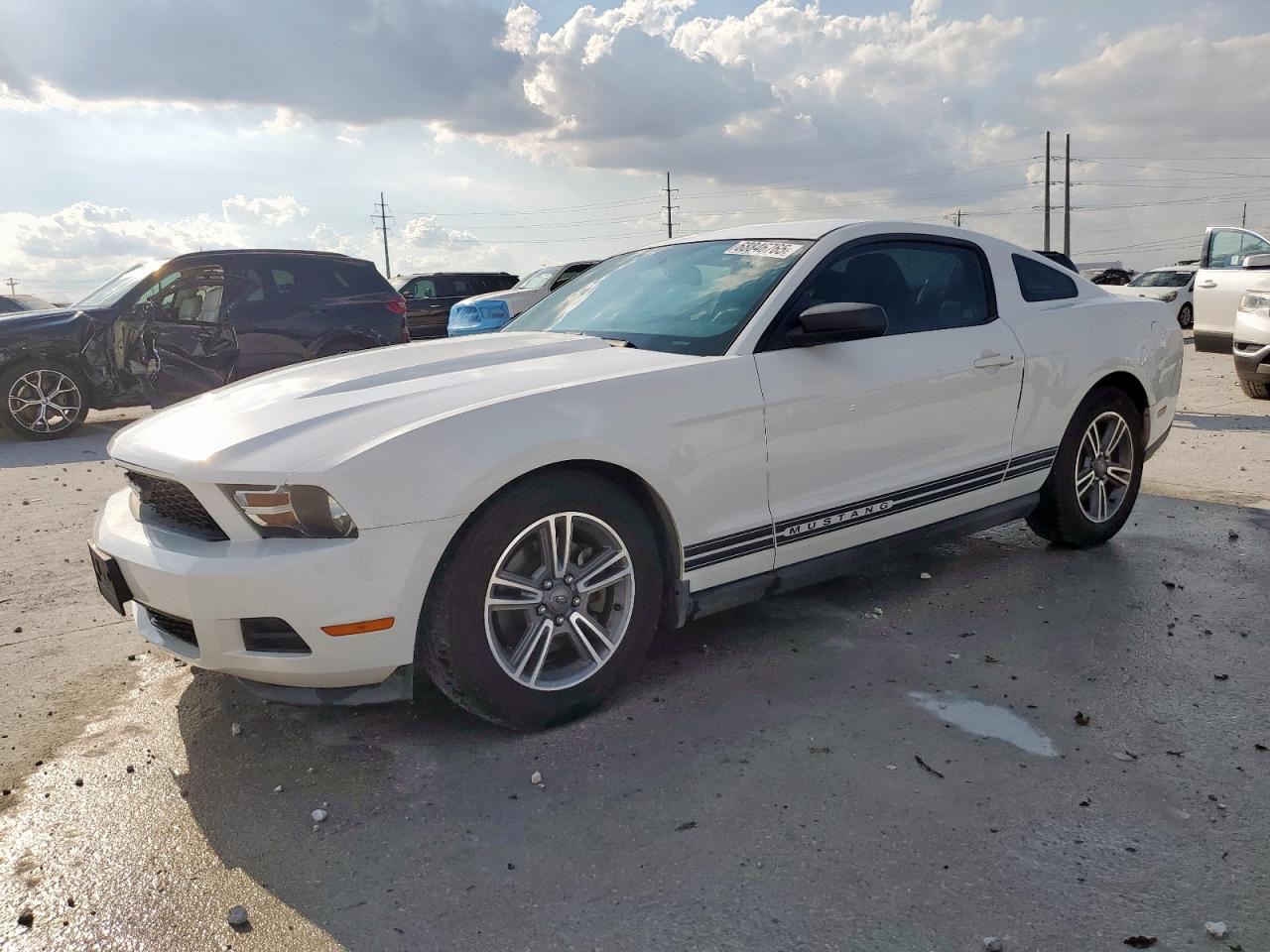 FORD MUSTANG 2012