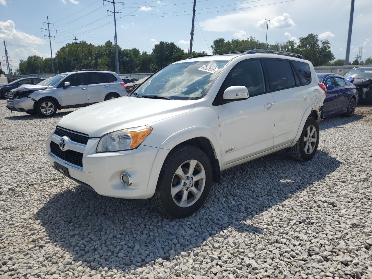 TOYOTA RAV4 2011