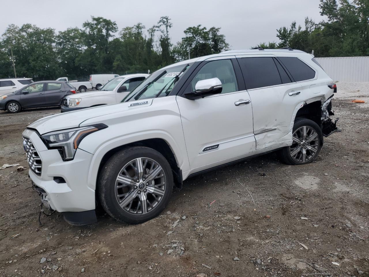 TOYOTA SEQUOIA SR 2023