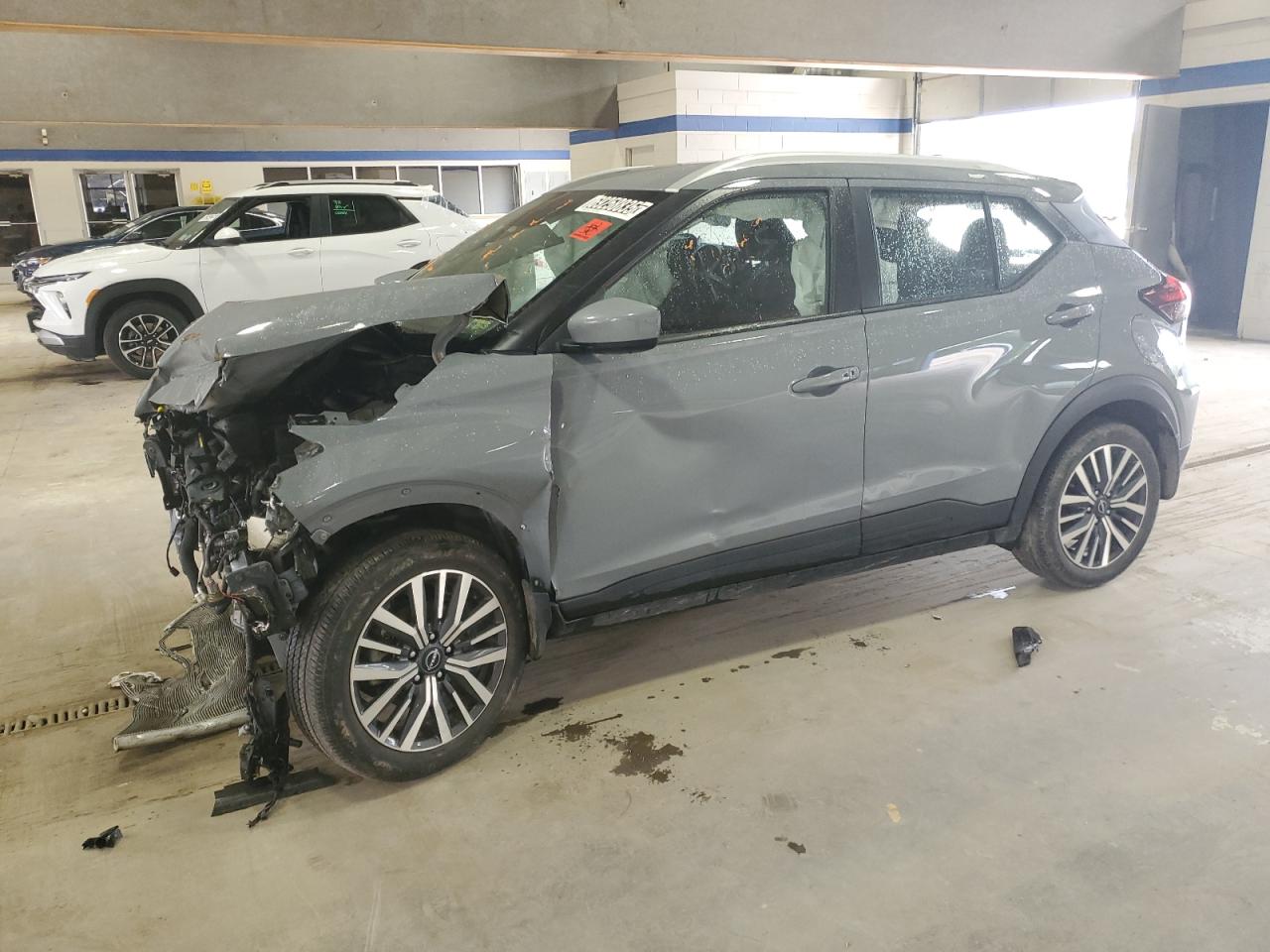 NISSAN KICKS SV 2023