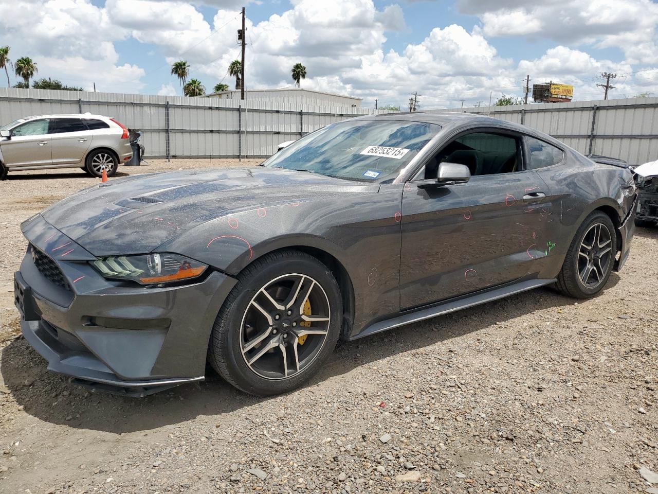 FORD MUSTANG 2019