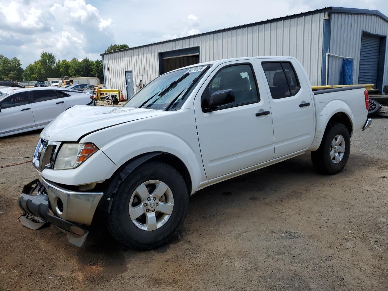 NISSAN FRONTIER C 2010