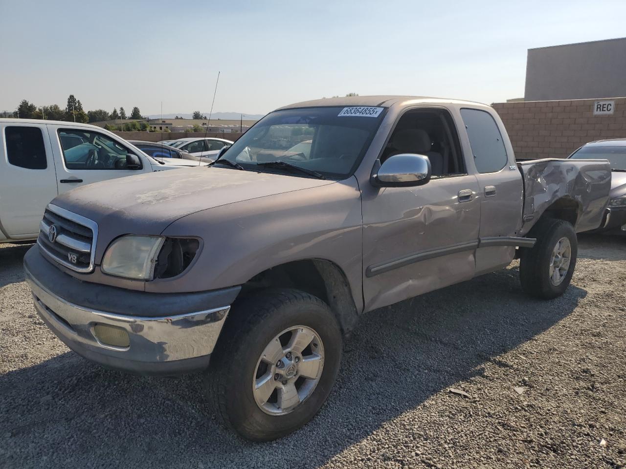 TOYOTA TUNDRA ACC 2001