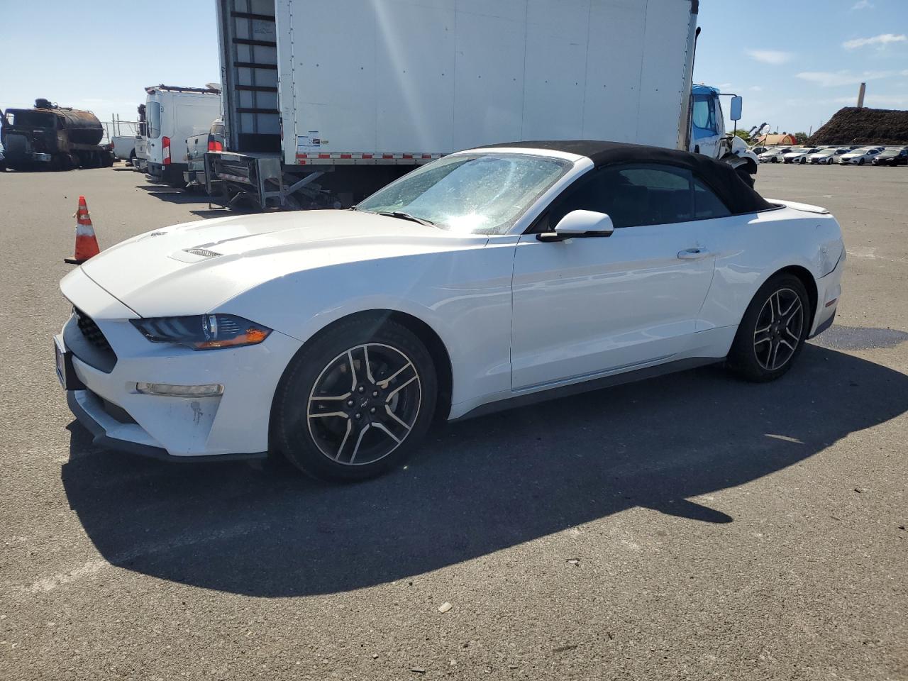 FORD MUSTANG 2018