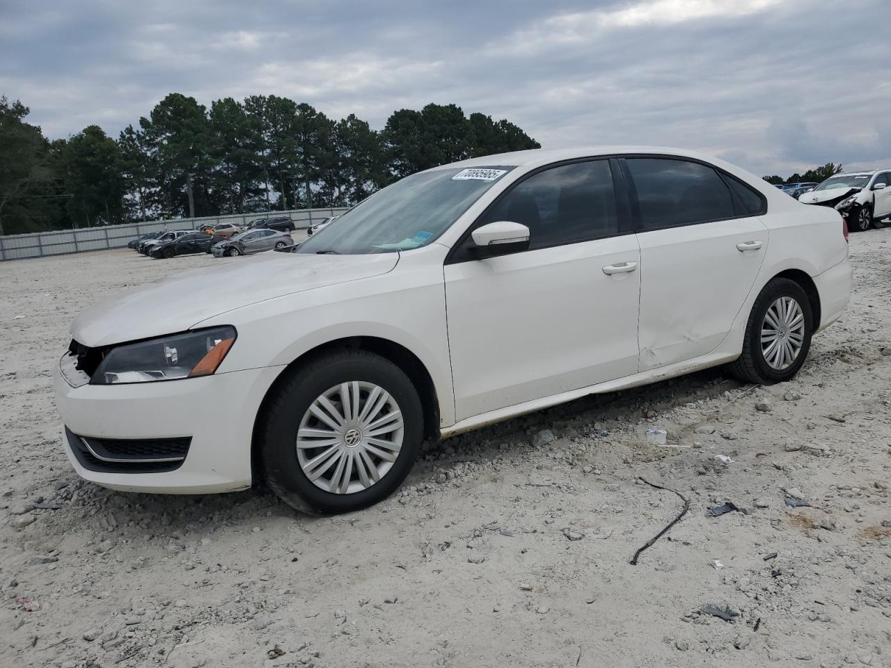 VOLKSWAGEN PASSAT S 2015