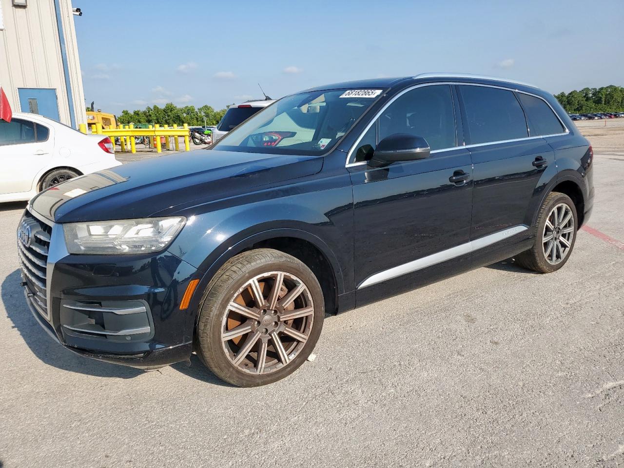 AUDI Q7 2017