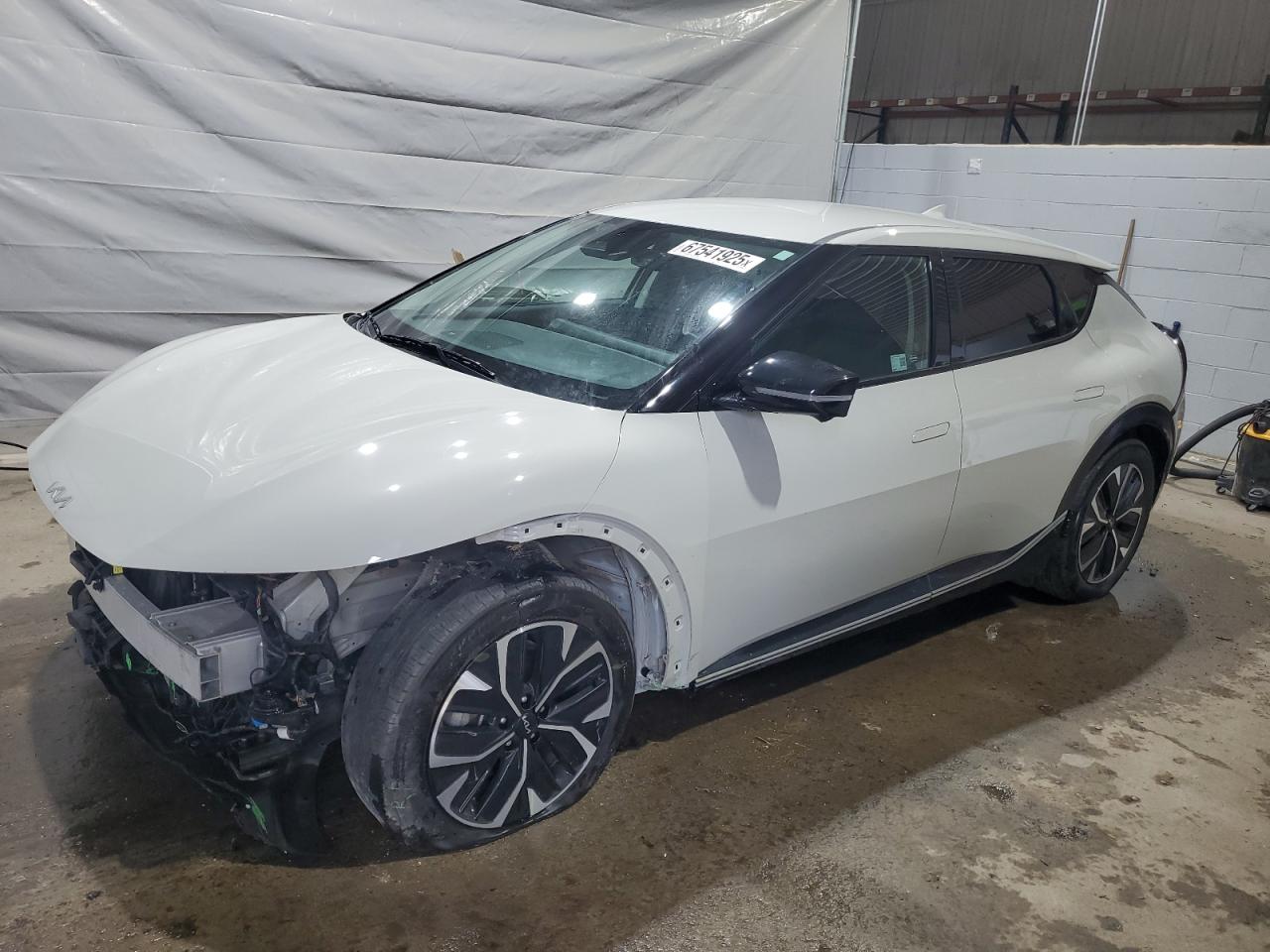 KIA EV6 LIGHT 2022