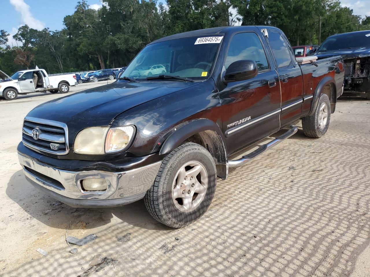 TOYOTA TUNDRA ACC 2000