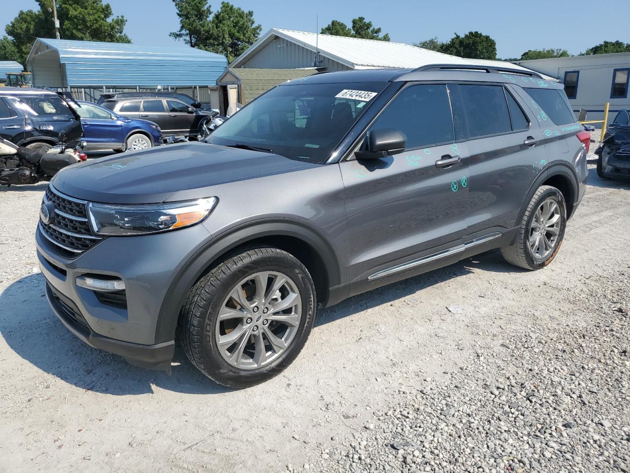 FORD EXPLORER XLT 2022