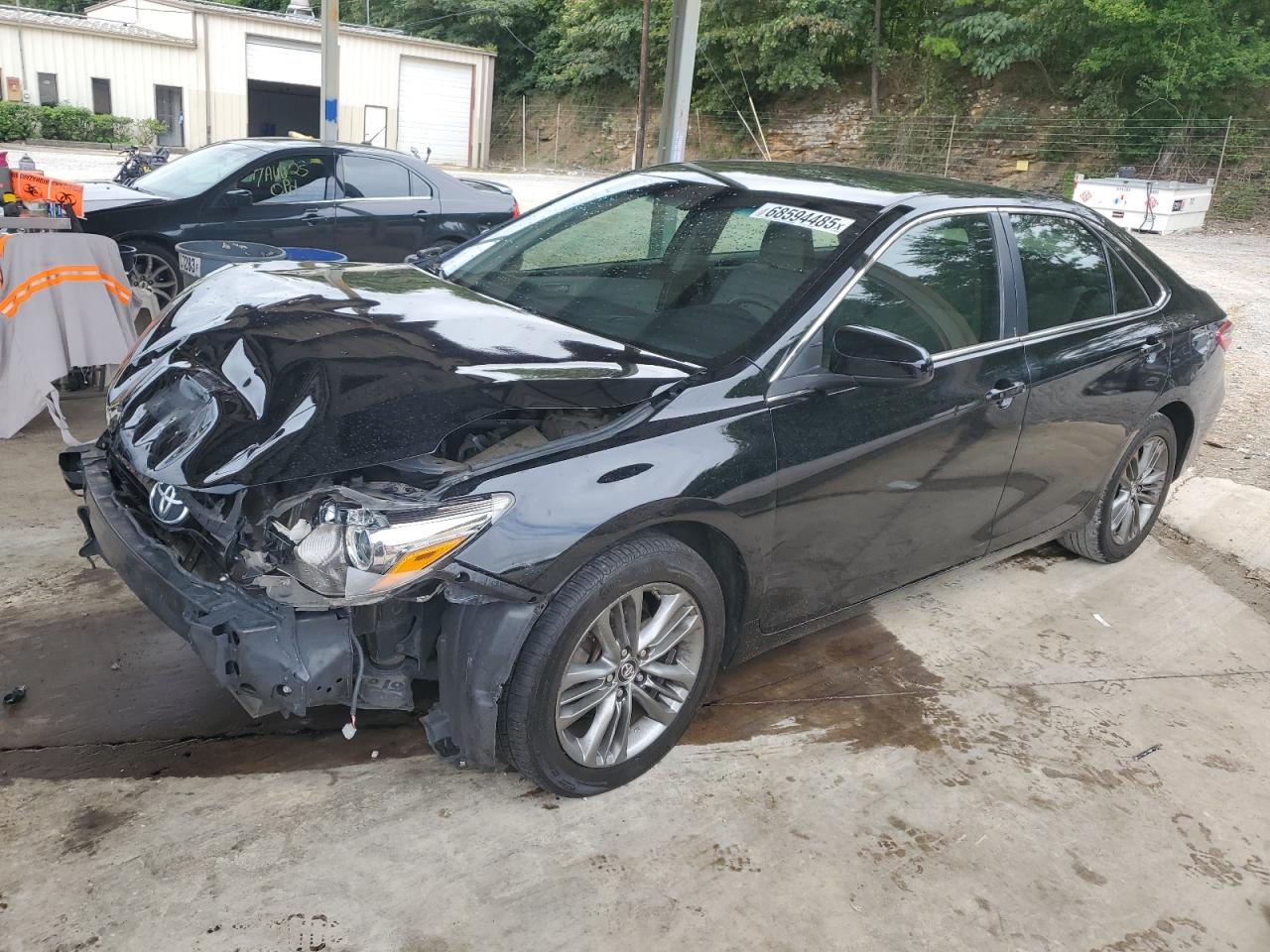 TOYOTA CAMRY 2017