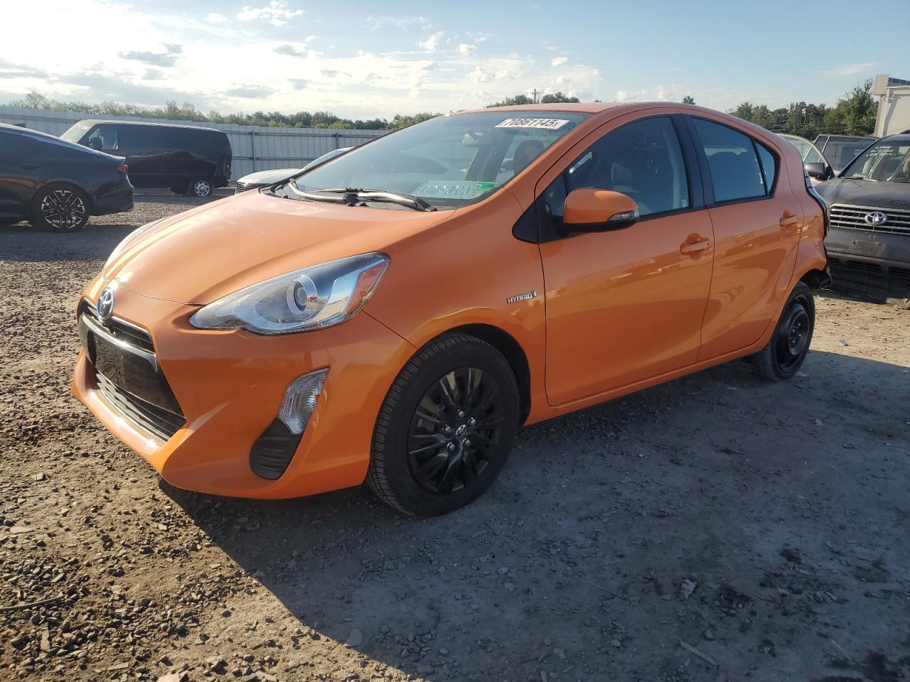 TOYOTA PRIUS C 2016
