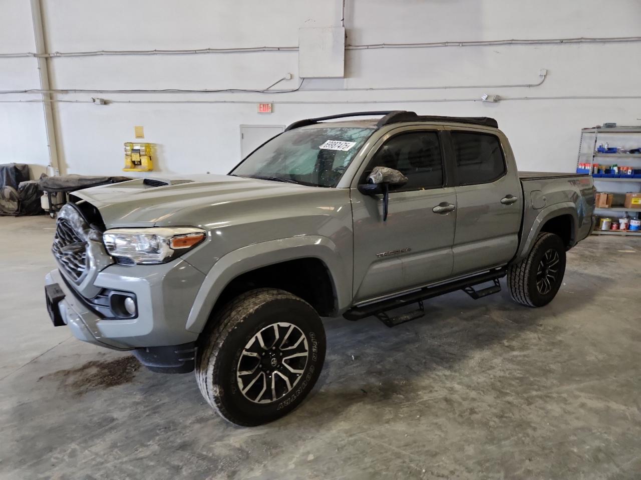 TOYOTA TACOMA DOU 2021