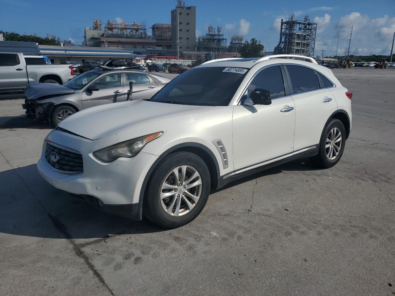 INFINITI FX35 2010