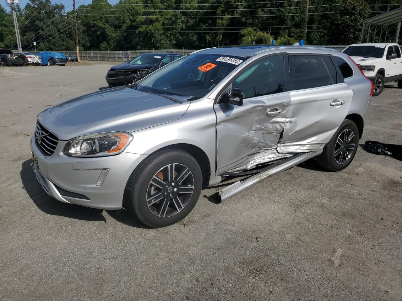 VOLVO XC60 T5 DY 2017