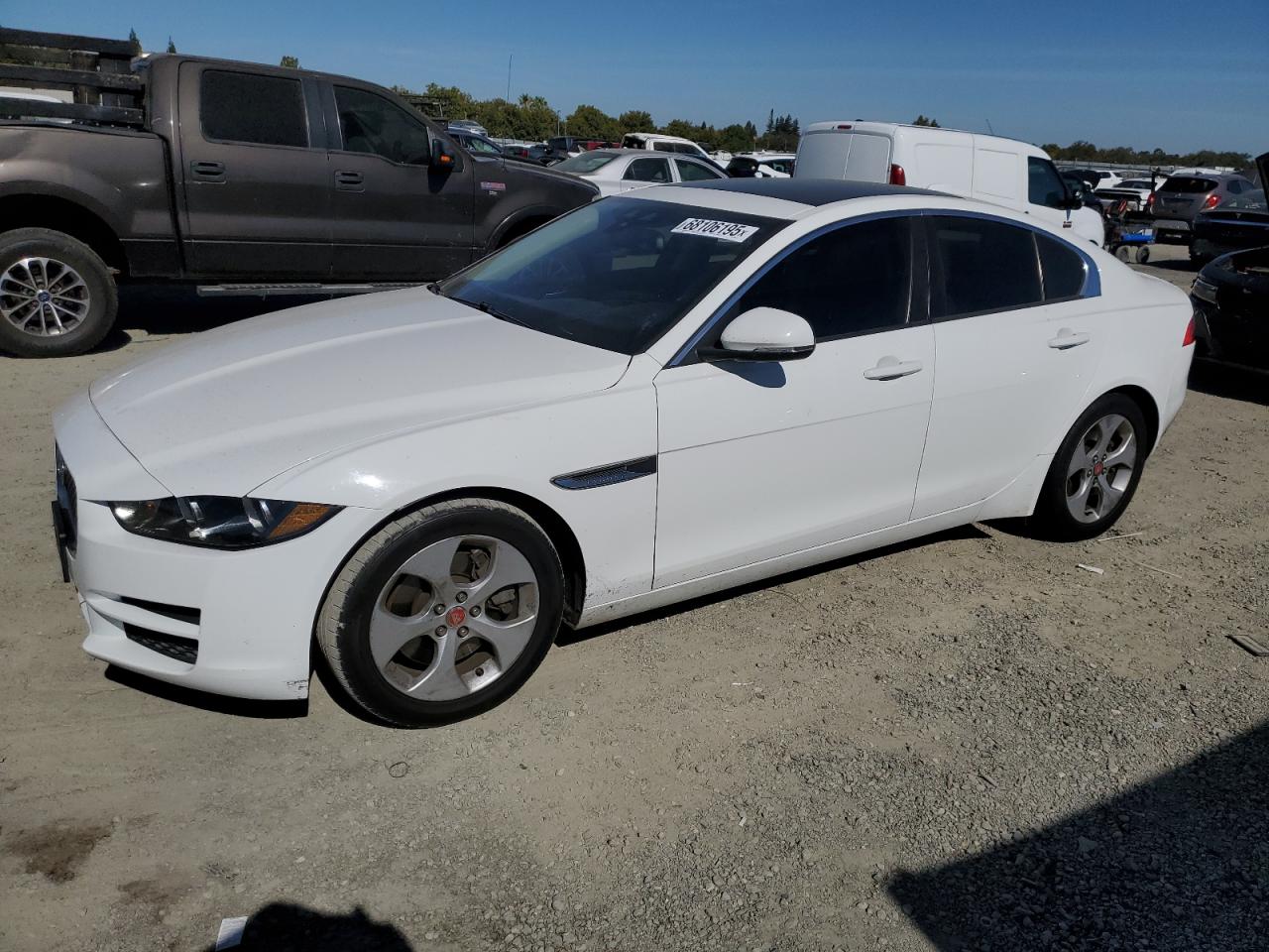 JAGUAR XE 2018