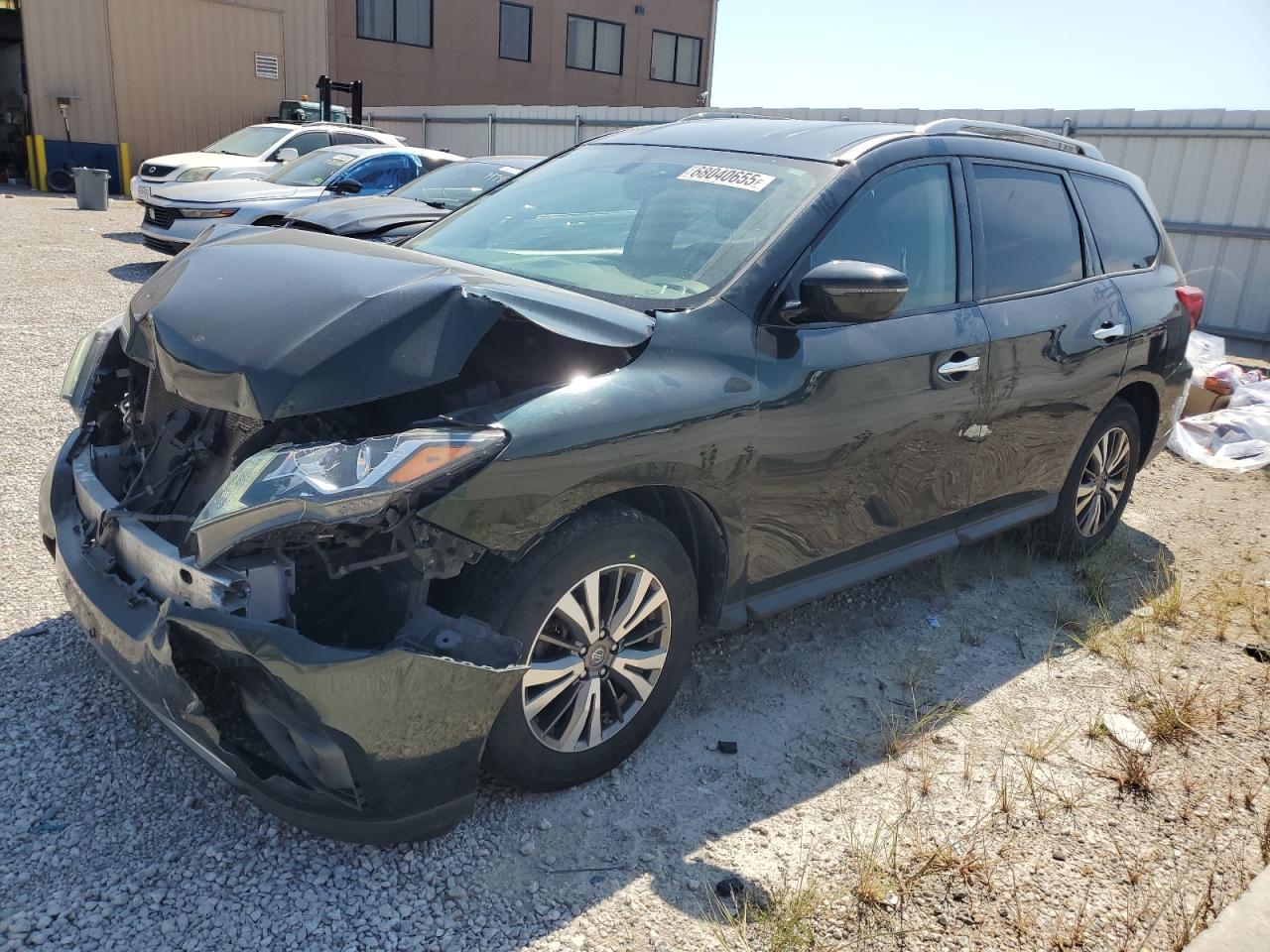 NISSAN PATHFINDER 2019