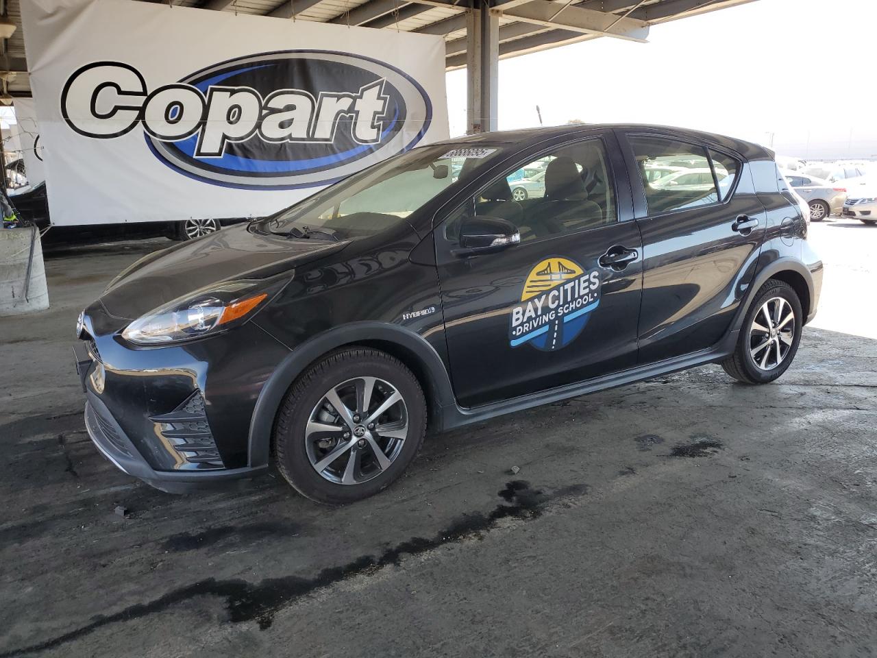 TOYOTA PRIUS C 2018