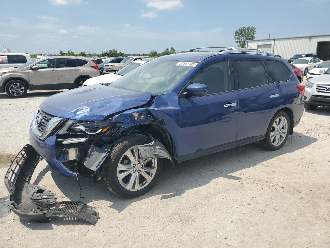 NISSAN PATHFINDER 2018