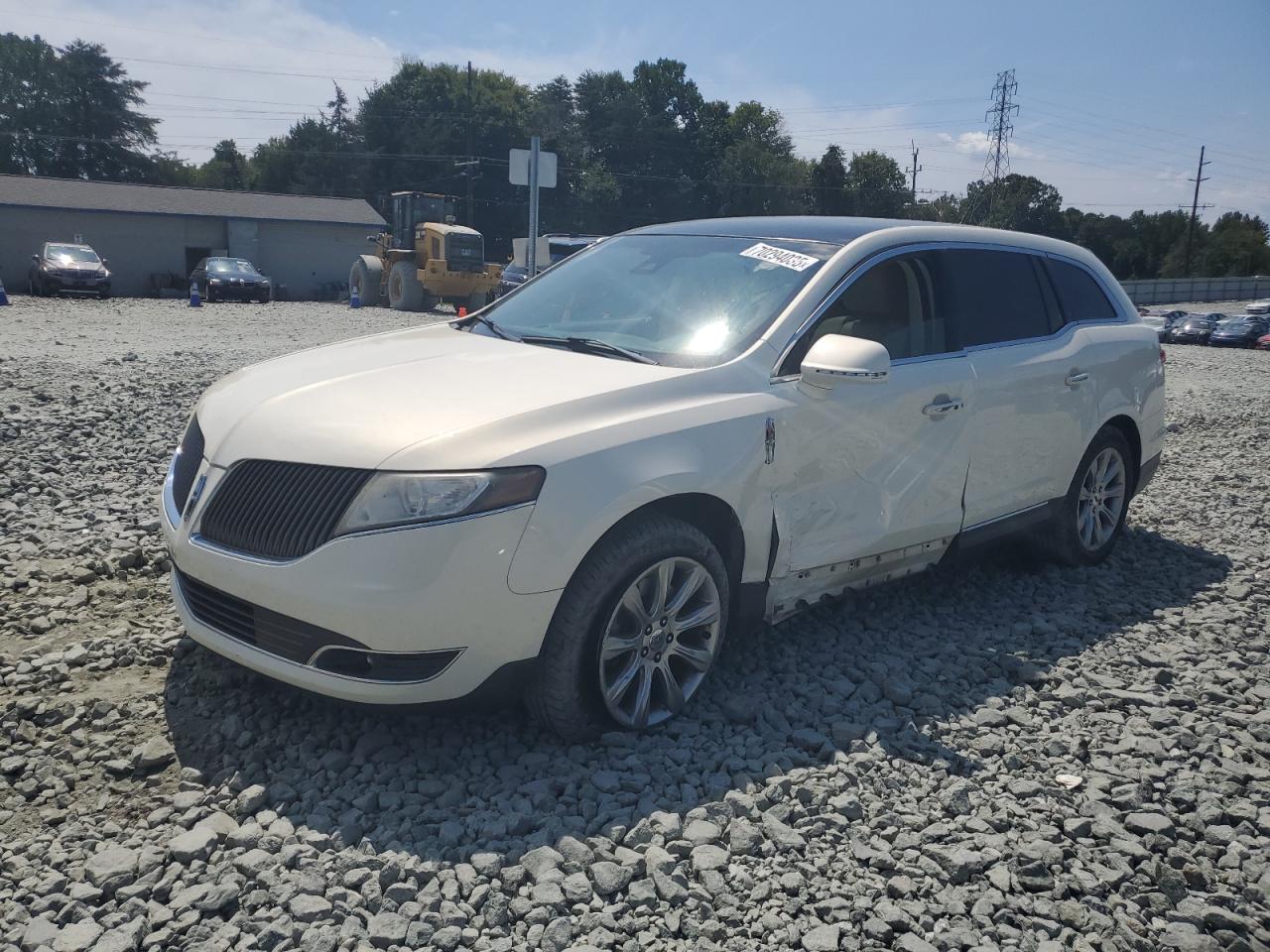 LINCOLN MKT 2013