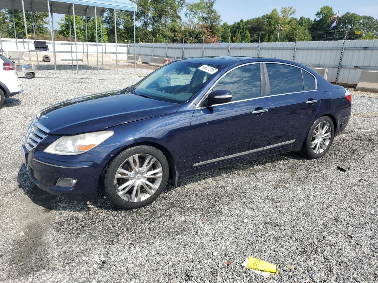 HYUNDAI GENESIS 4. 2011