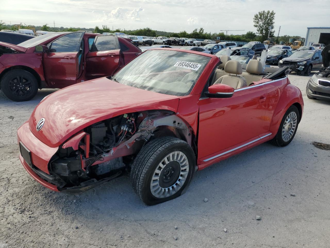 VOLKSWAGEN BEETLE S/S 2016