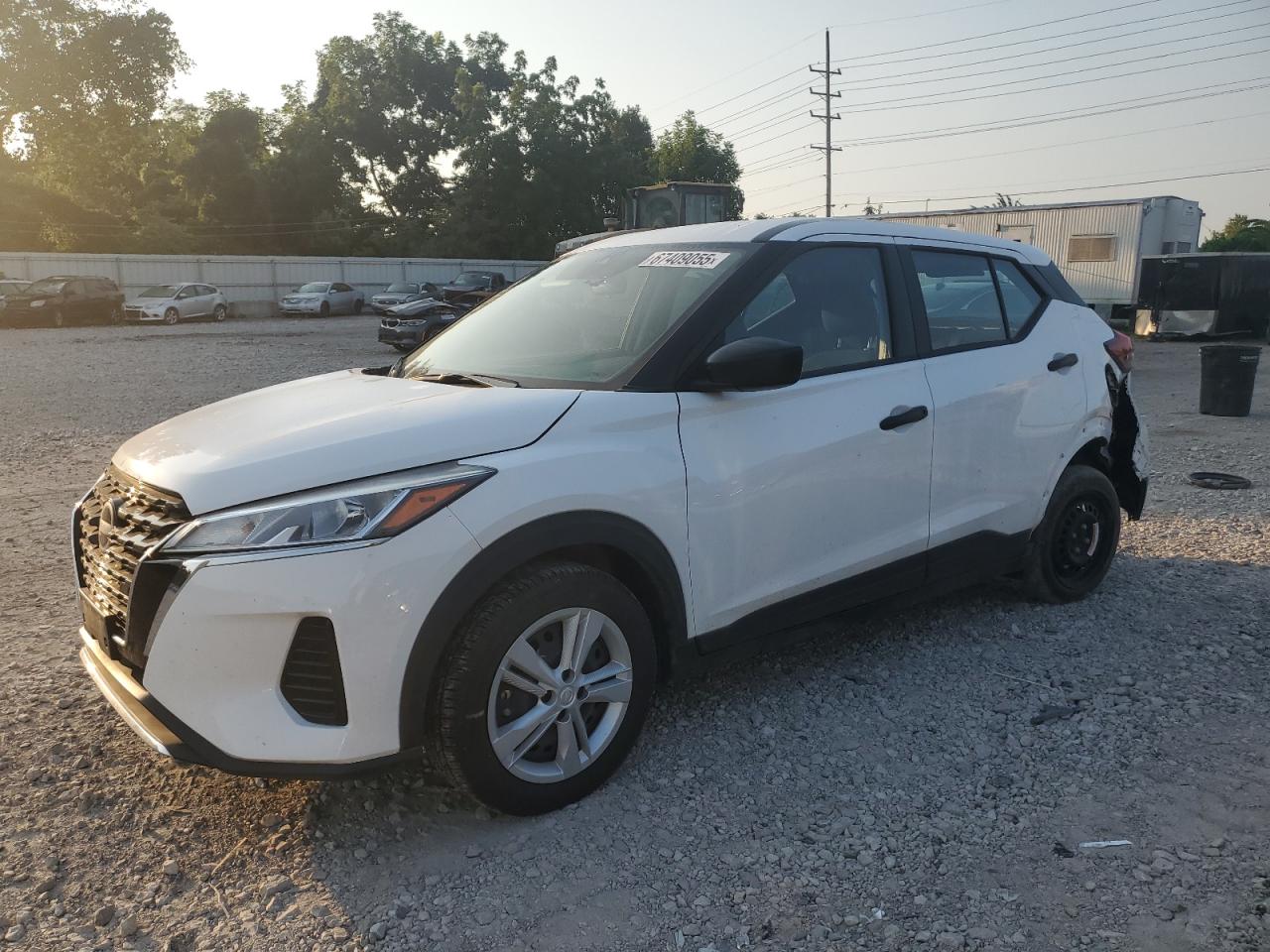 NISSAN KICKS S 2023
