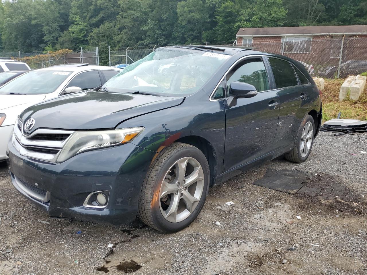 TOYOTA VENZA LE 2013