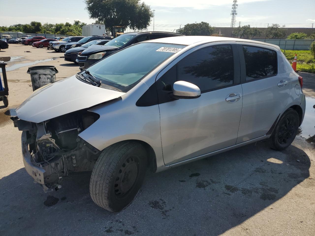 TOYOTA YARIS 2015