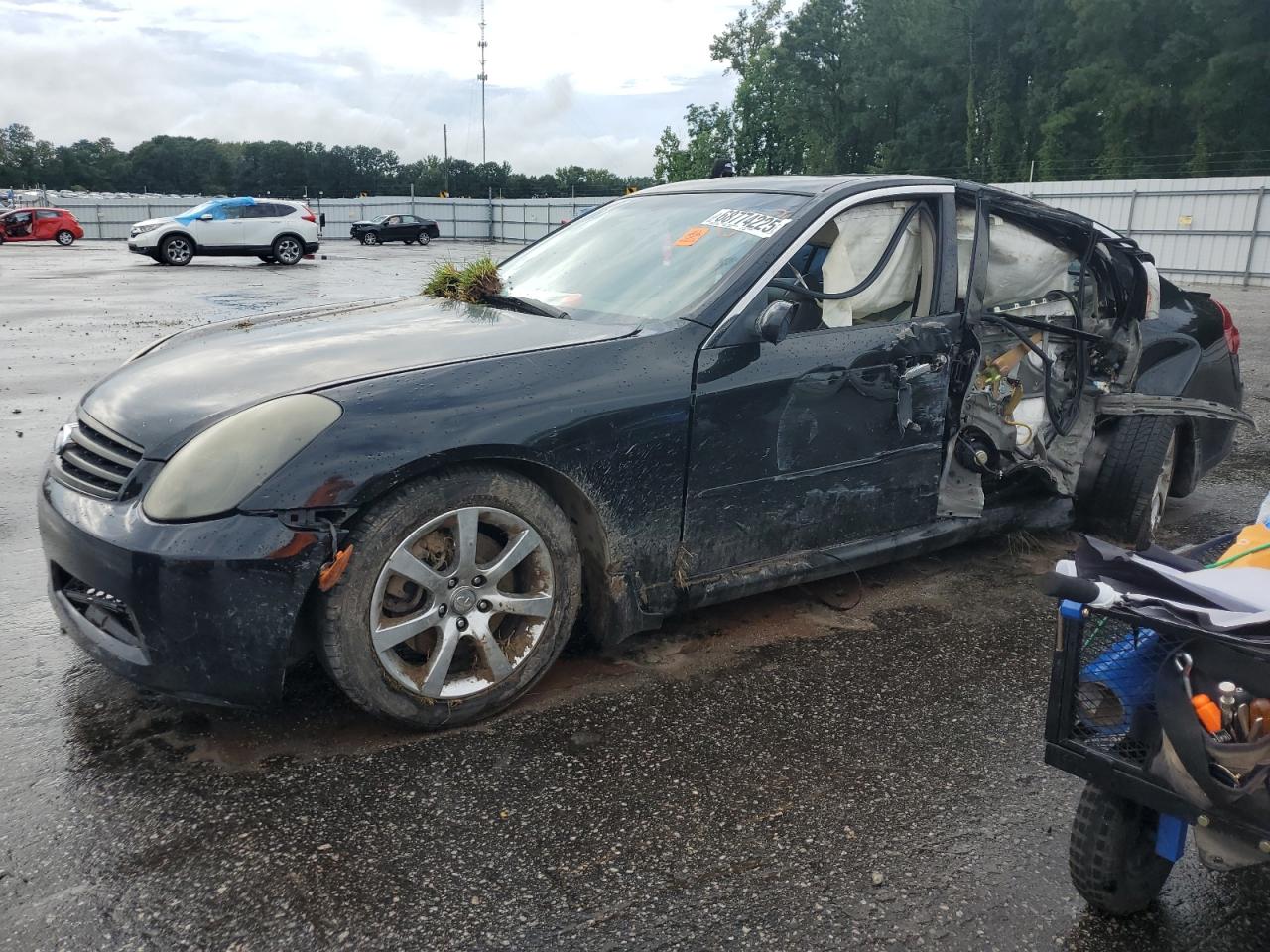 INFINITI G35 2005