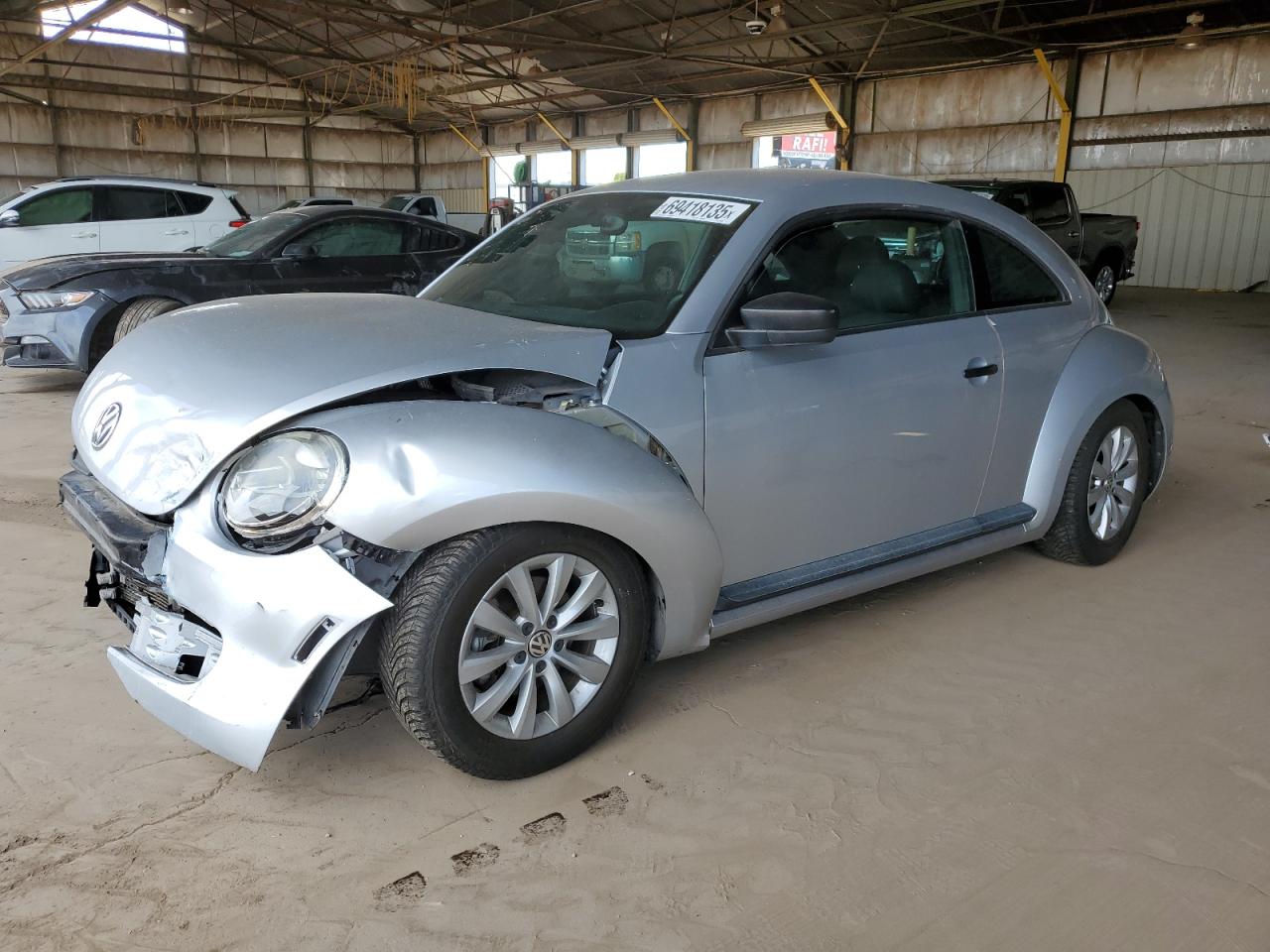 VOLKSWAGEN BEETLE 1.8 2016