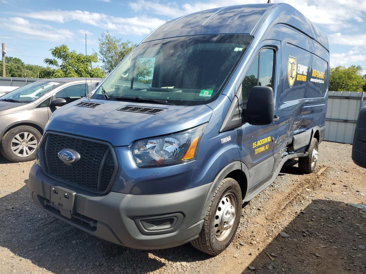 FORD TRANSIT T-250 2023